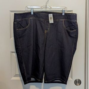 NWT Torrid Bermuda lean jeans size 3